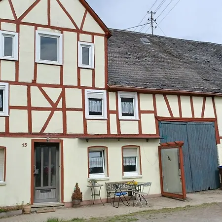 Trollhaus * Grenderich