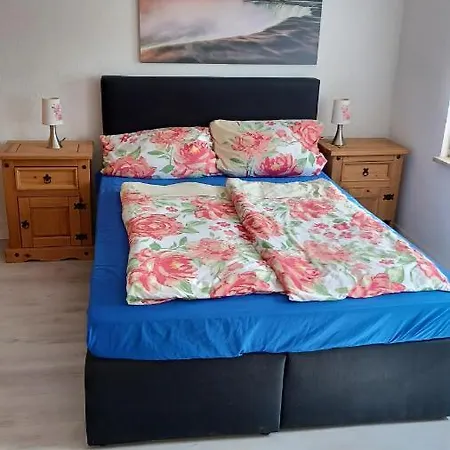 Trollhaus Apartment